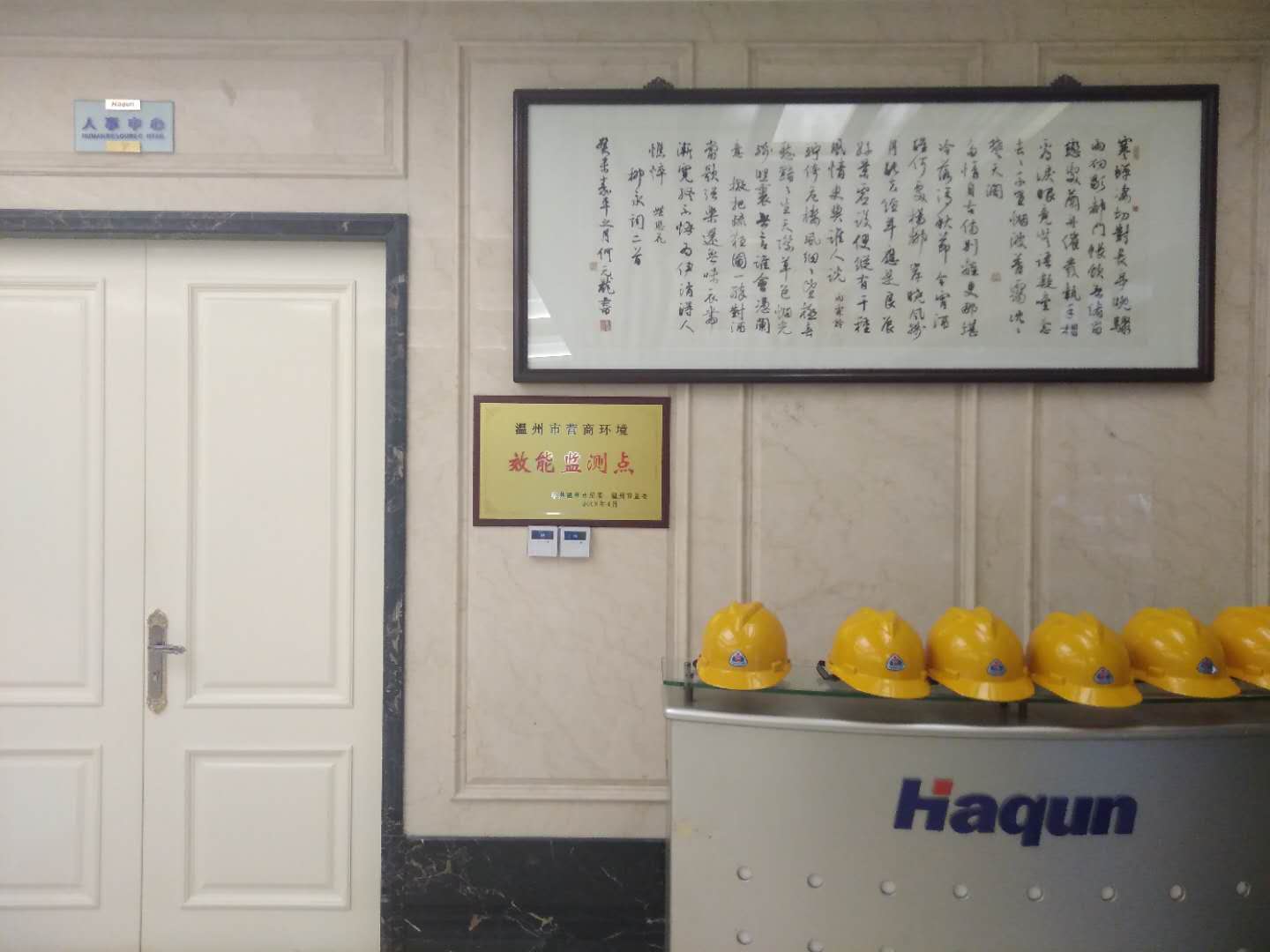 1525327452437033534.jpg 02.jpg