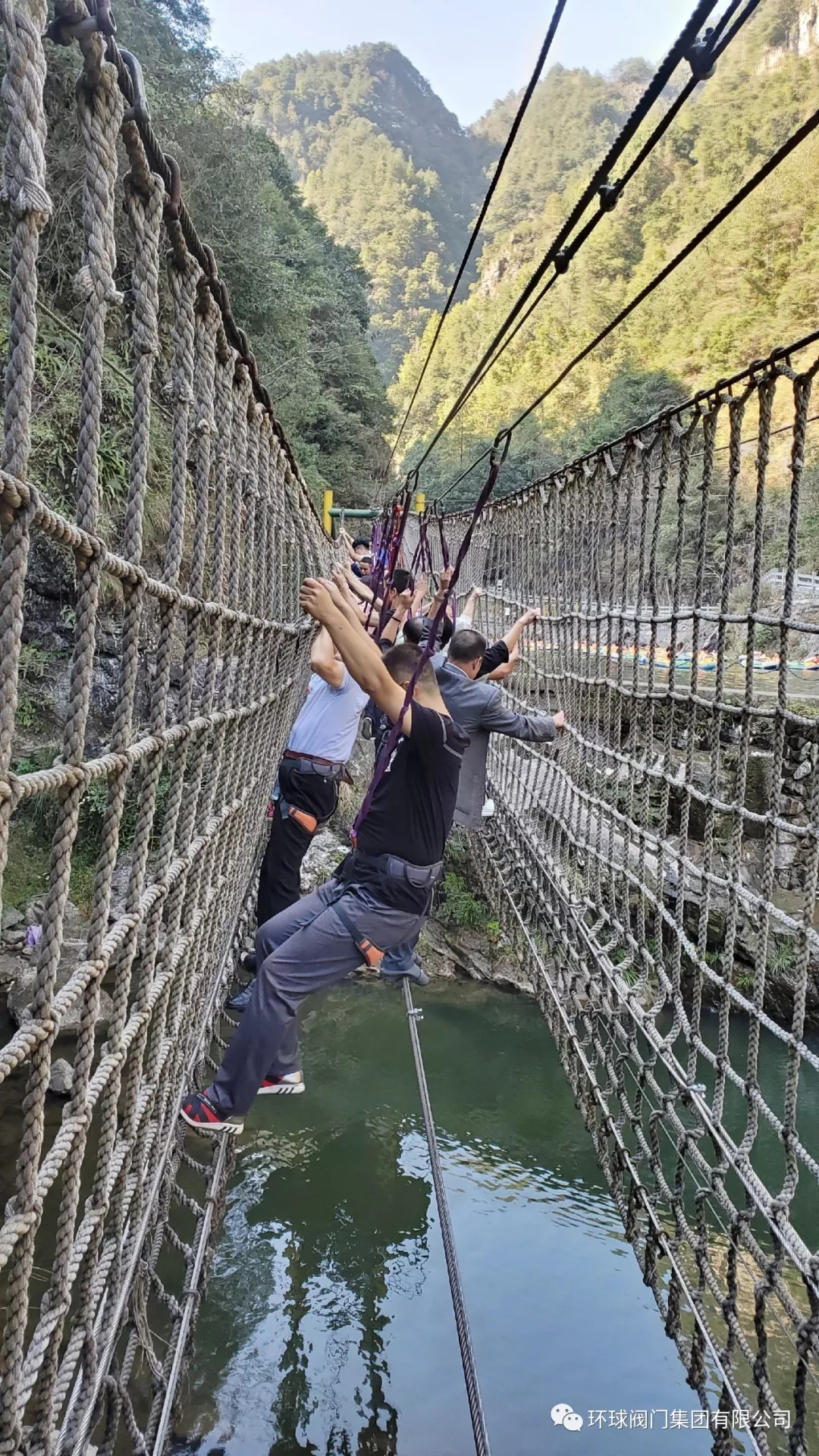 1571726842009012426.jpg 08.webp.jpg